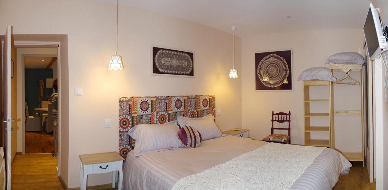 La Cheneviere Bed and Breakfast Saint-Rémy-de-Chargnat Buitenkant foto
