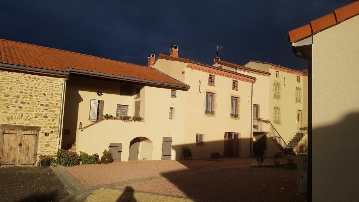 La Cheneviere Bed and Breakfast Saint-Rémy-de-Chargnat Buitenkant foto